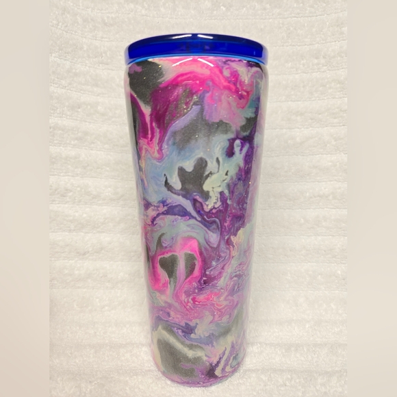 22oz I am the storm tumbler - Picture 4 of 7